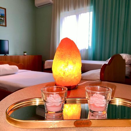 Berat Private Room In Haxhialiu Villa المظهر الخارجي الصورة