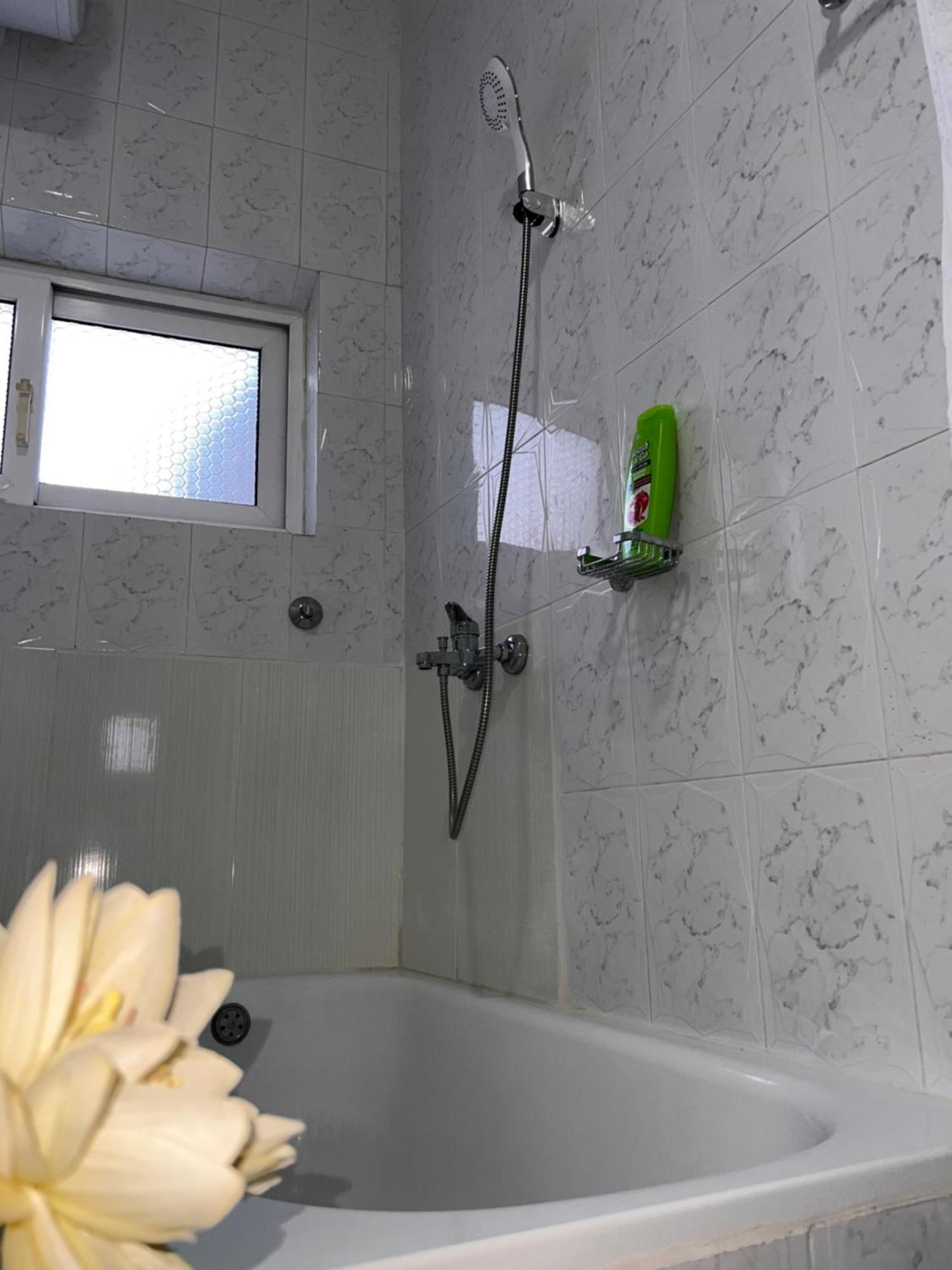 Berat Private Room In Haxhialiu Villa المظهر الخارجي الصورة